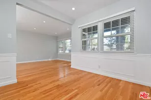 22025 De La Osa St, Woodland Hills, CA 91364 - Photo 13