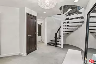 31833 Sea Level Dr, Malibu, CA 90265 - Photo 17