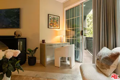 585 N Rossmore Ave #407, Los Angeles, CA 90004 - Photo 5