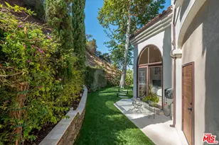 2468 Coldwater Canyon Dr, Beverly Hills, CA 90210 - Photo 39