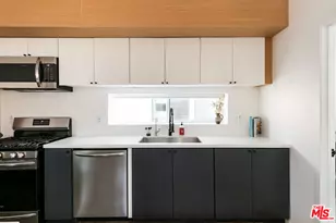 2652 S Mansfield Ave, Los Angeles, CA 90016 - Photo 11