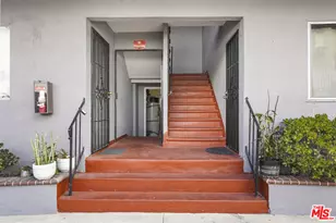 2466 Lancaster Ave, Los Angeles, CA 90033 - Photo 7