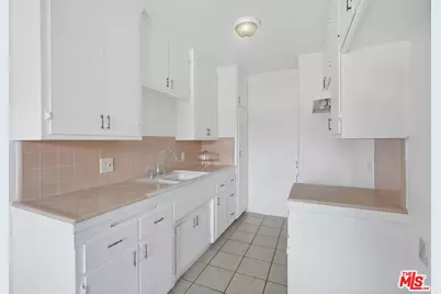 2466 Lancaster Ave, Los Angeles, CA 90033 - Photo 25