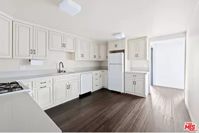 1915 Apex Ave, Los Angeles, CA 90039 - Photo 33