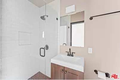 1915 Apex Ave, Los Angeles, CA 90039 - Photo 45