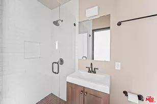 1915 Apex Ave, Los Angeles, CA 90039 - Photo 45