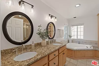 2409 Olive Ave, La Crescenta, CA 91214 - Photo 13