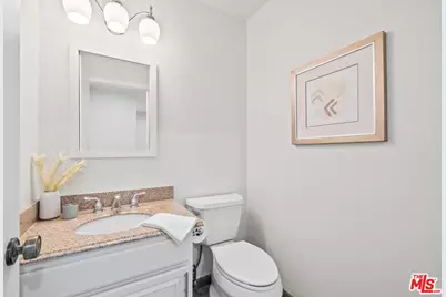 4519 Coldwater Canyon Ave #10, Studio City, CA 91604 - Photo 7