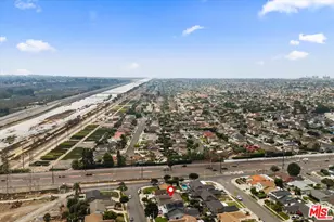 19941 Carmania Ln, Huntington Beach, CA 92646 - Photo 37