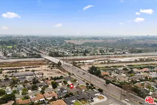 19941 Carmania Ln, Huntington Beach, CA 92646 - Photo 39