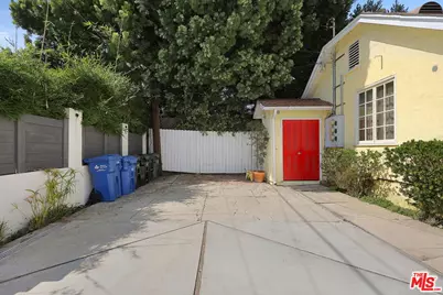9014 Rangely Ave, West Hollywood, CA 90048 - Photo 29