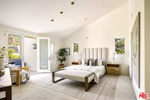 222 Avondale Ave, Los Angeles, CA 90049 - Photo 33