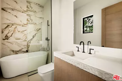 839 N Genesee Ave, Los Angeles, CA 90046 - Photo 29