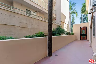 16123 W Sunset Blvd #101, Pacific Palisades, CA 90272 - Photo 7