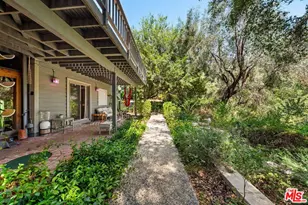 22760 Chamera Ln, Topanga, CA 90290 - Photo 5