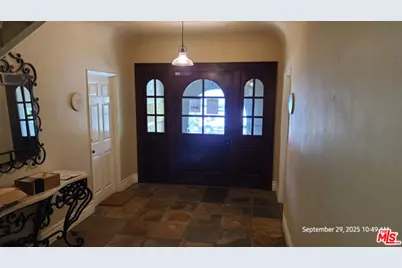 1147 6th St, Santa Monica, CA 90403 - Photo 3