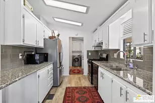 73450 Country Club Dr, Palm Desert, CA 92260 - Photo 9