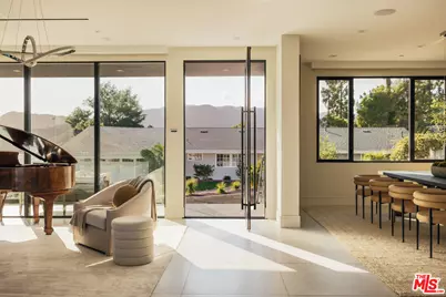 2162 Westridge Rd, Los Angeles, CA 90049 - Photo 3