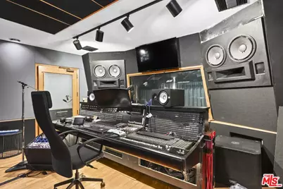 5940 Manola Way, Los Angeles, CA 90068 - Photo 7