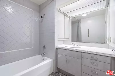 18244 Coastline Dr, Malibu, CA 90265 - Photo 25