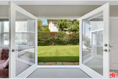 3733 Willowcrest Ave, Studio City, CA 91604 - Photo 27