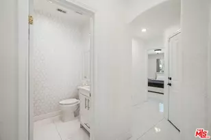 28412 Rock Canyon Dr, Santa Clarita, CA 91390 - Photo 15