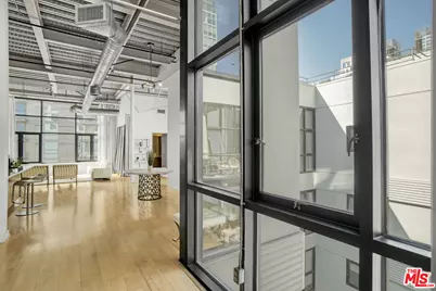 330 W 11th St #703, Los Angeles, CA 90015 - Photo 23
