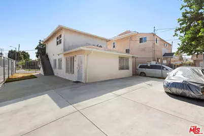 4421 Wall St, Los Angeles, CA 90011 - Photo 11