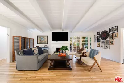 13109 Valley Vista Blvd, Studio City, CA 91604 - Photo 7