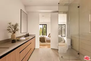 1747 S Marvin Ave, Los Angeles, CA 90019 - Photo 15