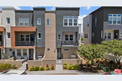 27034 Hummingbird Ln, Valencia, CA 91381 - Photo 1