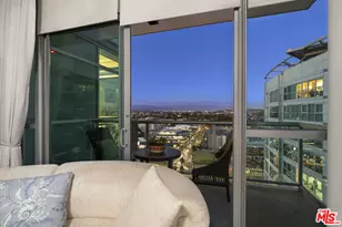 13650 Marina Pointe Dr, Marina del Rey, CA 90292 - Photo 29