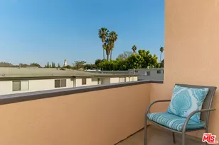 828 S Bedford St, Los Angeles, CA 90035 - Photo 17