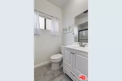 828 S Bedford St #202, Los Angeles, CA 90035 - Photo 15