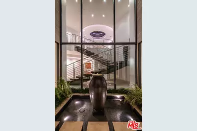 565 Evelyn Pl, Beverly Hills, CA 90210 - Photo 47