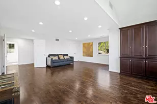 2461 Jupiter Dr, Los Angeles, CA 90046 - Photo 15