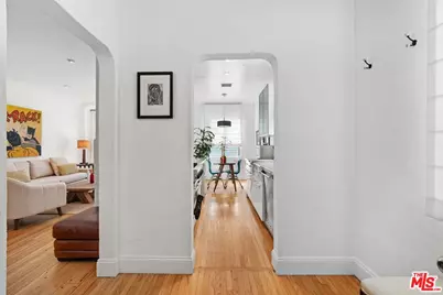 1345 N Hayworth Ave #206, West Hollywood, CA 90046 - Photo 5