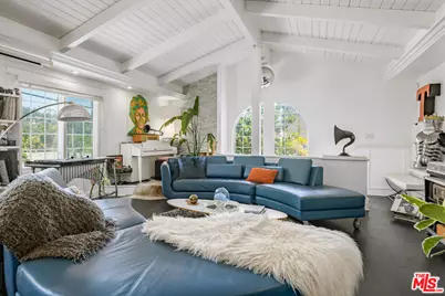 2225 N Cahuenga Blvd, Los Angeles, CA 90068 - Photo 1