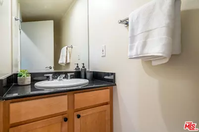 1222 S Westgate Ave #205, Los Angeles, CA 90025 - Photo 23