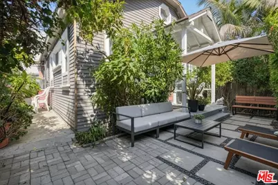 6431 Dix St, Los Angeles, CA 90068 - Photo 5