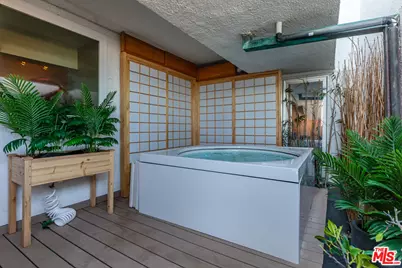 21016 Pacific Coast Hwy, Malibu, CA 90265 - Photo 19