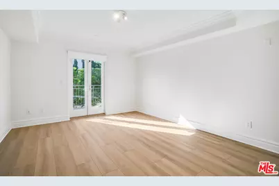 8610 Chalmers Dr #101, Los Angeles, CA 90035 - Photo 11