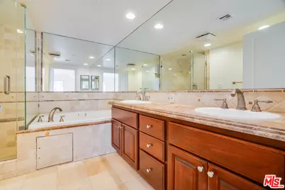 8610 Chalmers Dr #101, Los Angeles, CA 90035 - Photo 9