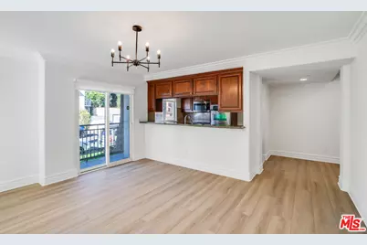 8610 Chalmers Dr #101, Los Angeles, CA 90035 - Photo 5