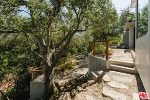 910 Glen Oaks Blvd, Pasadena, CA 91105 - Photo 57