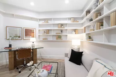 458 N Oakhurst Dr #102, Beverly Hills, CA 90210 - Photo 17