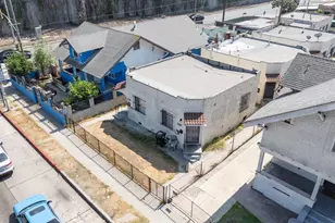 424 W Gage Ave, Los Angeles, CA 90003 - Photo 3