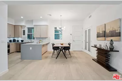 1746 Garfield Pl #202, Los Angeles, CA 90028 - Photo 1