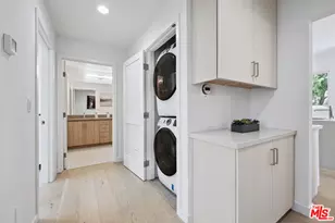 1746 Garfield Pl, Los Angeles, CA 90028 - Photo 11
