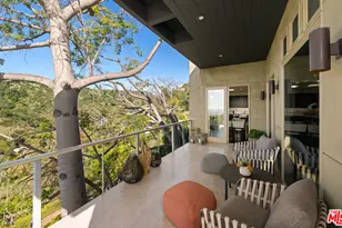 1415 Summitridge Dr, Beverly Hills, CA 90210 - Photo 23